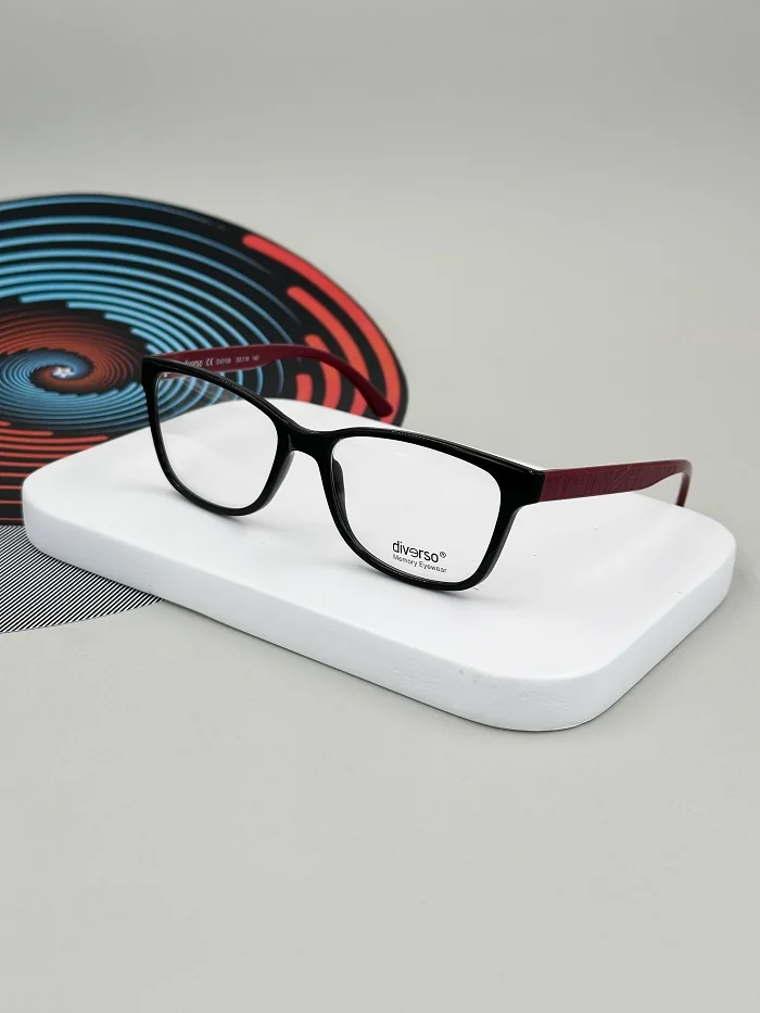 2024_04_23_18_26_IMG_2766 عینک طبی زنانه دیورسو کد 2108