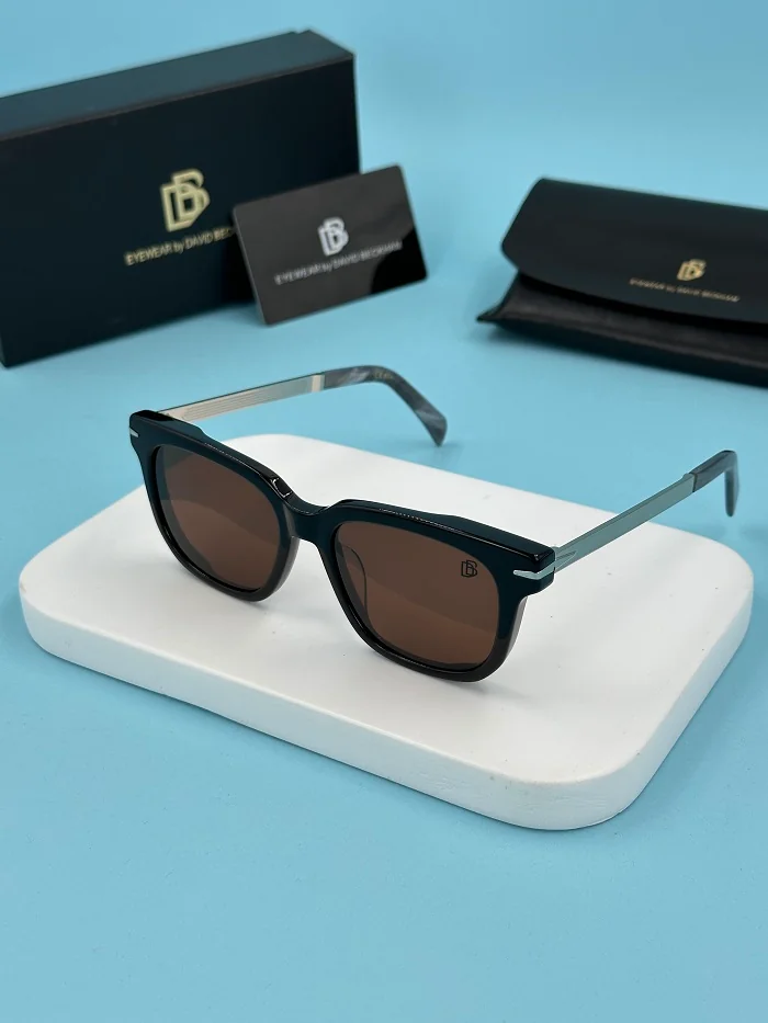 2024_05_15_19_41_IMG_2627 عینک آفتابی دیوید بکهام کد 7047