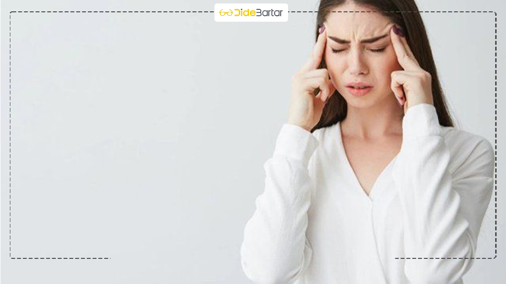 نشانه‌ های اولیه میگرن چشمی