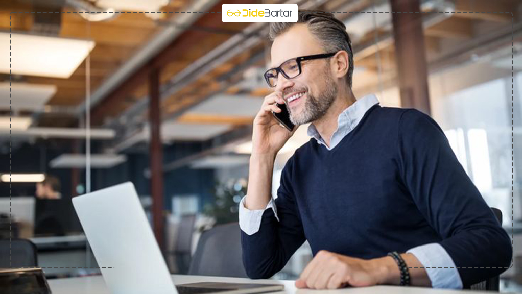 عینک مخصوص مطالعه: تفاوت آن با عینک معمولی چیست؟